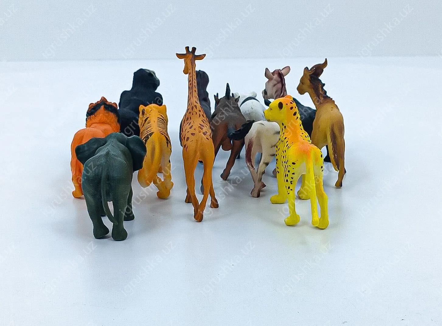 картинка Фигурки животных "Дикие животные"World Animals 12 шт. от магазина igrushka.uz