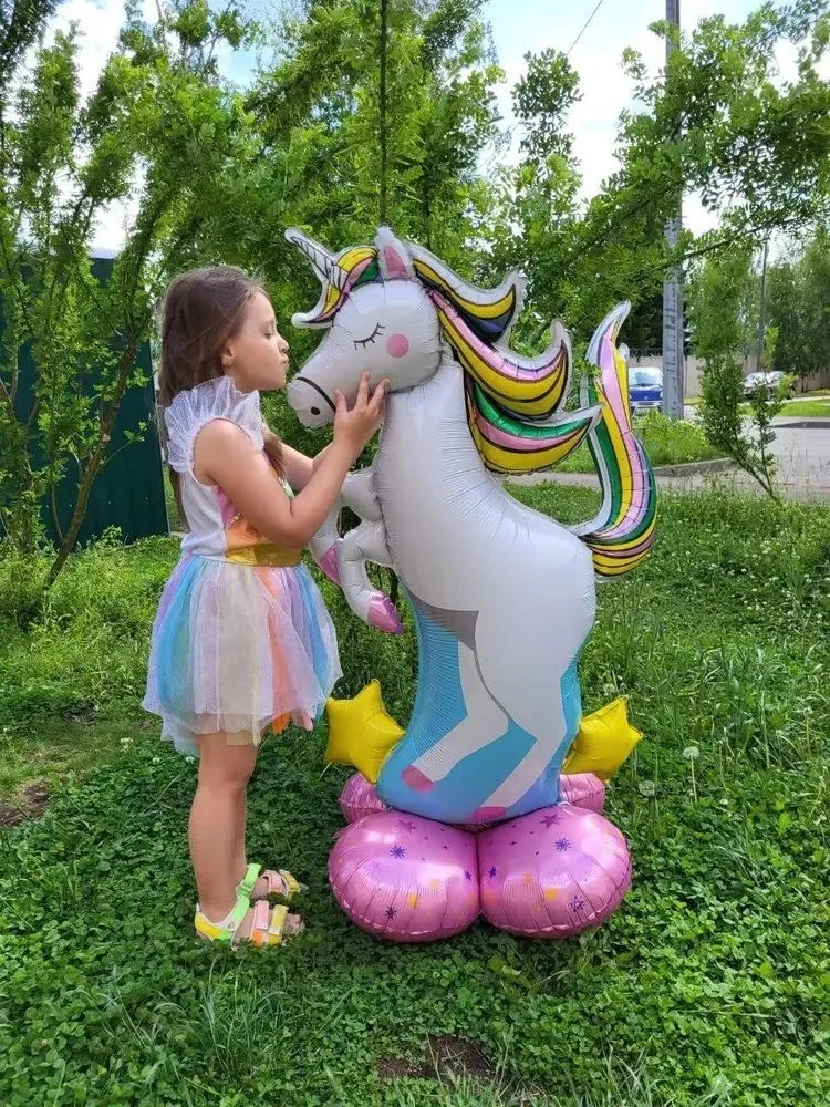 картинка Шар 3D Фигура на подставке Радужный единорог от магазина igrushka.uz
