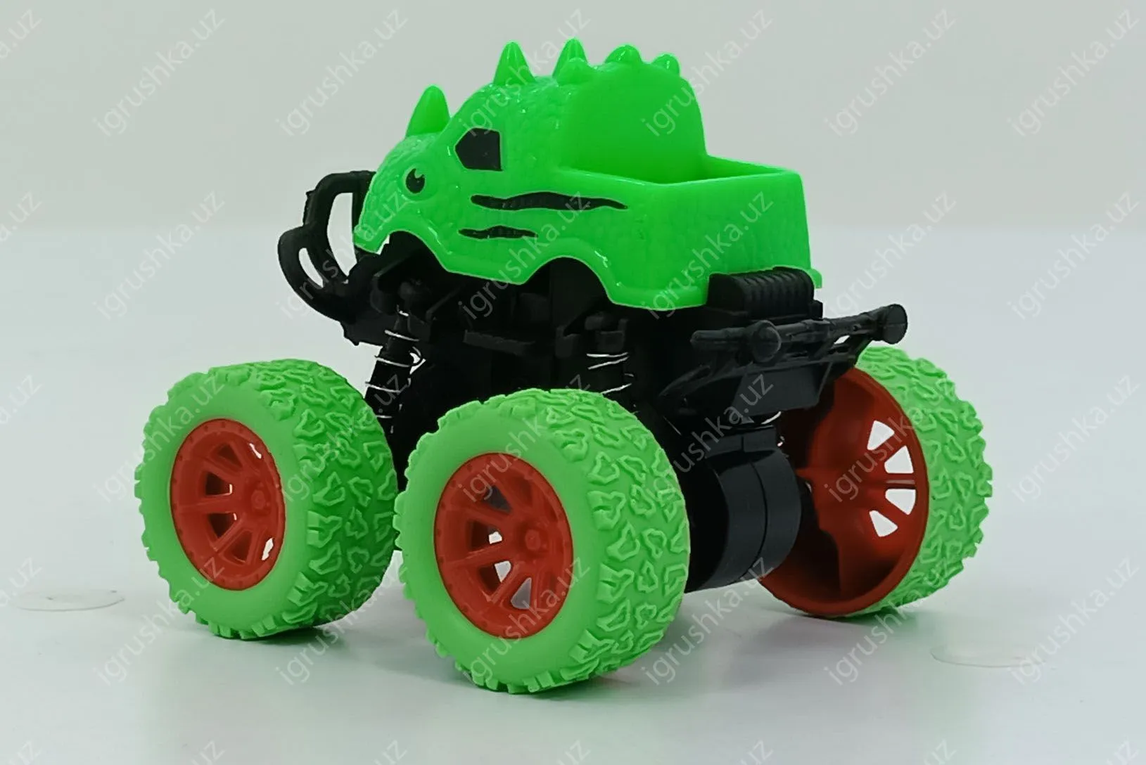 картинка Игрушечная машинка на больших колесах инерционная, монстр-трак, 4х4 (без упаковки) (цена за 1 шт) от магазина igrushka.uz